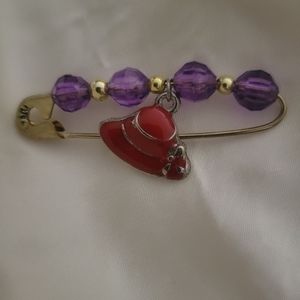 Ladies Vintage Red Hat Pin